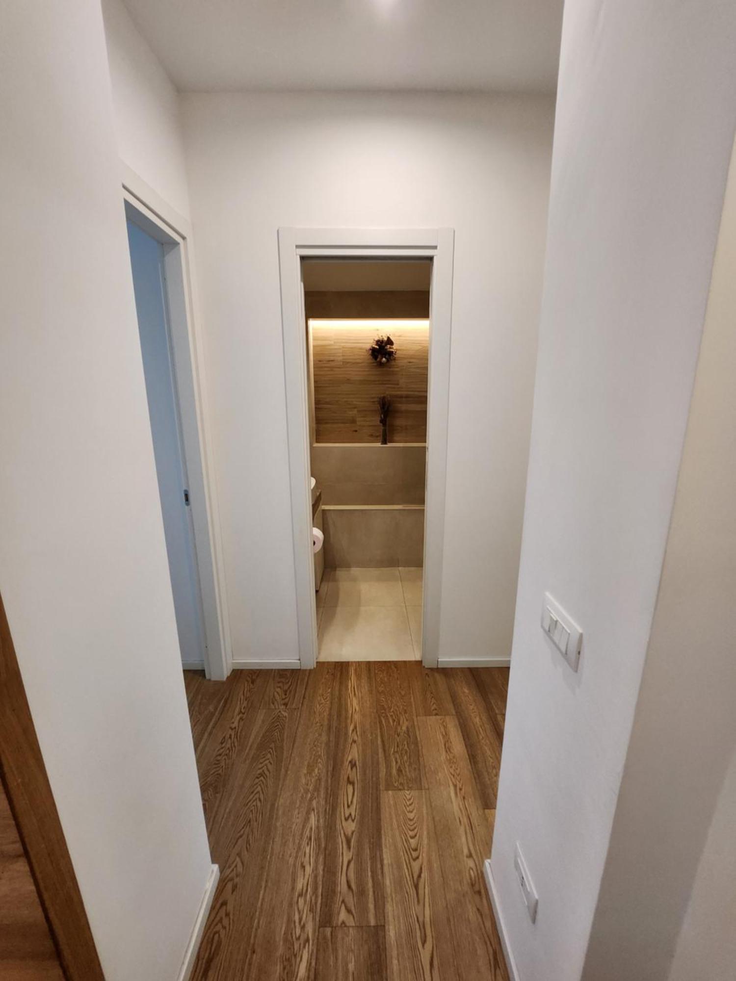 Serenity Garden Apartment Rom